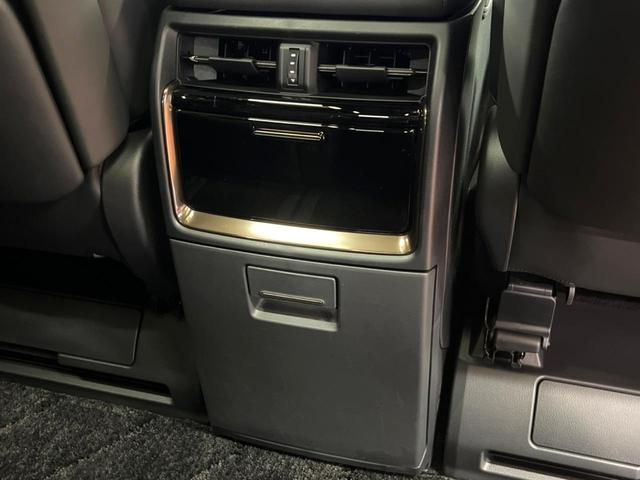 アルファードハイブリッド Ｚ　４ＷＤ　禁煙　ガラスルーフ　後席モニター　１４型ナビ　全周囲カメラ　デジタルインナーミラー　トヨタチームメイト　ヘッドアップディスプレイ　ブラインドスポットモニター　黒革　シートベンチレーション（72枚目）