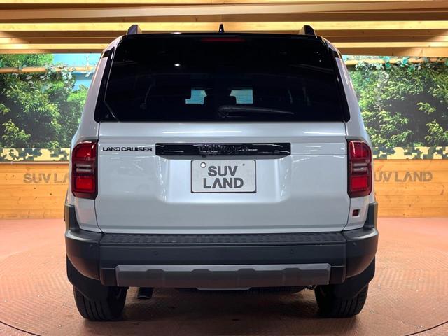 ランドクルーザー２５０ ＺＸ　禁煙車　サンルーフ　純正１２型ナビ　全周囲カメラ　ＪＢＬ　ブラインドスポットモニター　デジタルインナーミラー　電動リアゲート　メモリーシート　オートマチックハイビーム　本革シート　純正１８インチアルミ（19枚目）