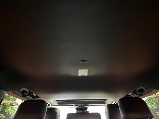 ランドクルーザー２５０ ＺＸ　禁煙車　サンルーフ　純正１２型ナビ　全周囲カメラ　ＪＢＬ　ブラインドスポットモニター　デジタルインナーミラー　電動リアゲート　メモリーシート　オートマチックハイビーム　本革シート　純正１８インチアルミ（70枚目）