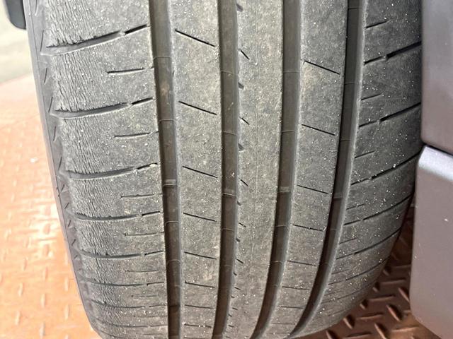 ＣＸ－６０ ＸＤ　エクスクルーシブモード　禁煙車　サンルーフ　純正１２型ナビ　全周囲カメラ　ＢＯＳＥ　メモリーシート　電動リアゲート　レーダークルーズ　オートマチックハイビーム　ブラインドスポットモニター　本革シート　純正２０インチアルミ（28枚目）