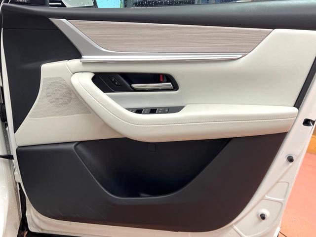 ＣＸ－６０ ＸＤ　エクスクルーシブモード　禁煙車　サンルーフ　純正１２型ナビ　全周囲カメラ　ＢＯＳＥ　メモリーシート　電動リアゲート　レーダークルーズ　オートマチックハイビーム　ブラインドスポットモニター　本革シート　純正２０インチアルミ（32枚目）