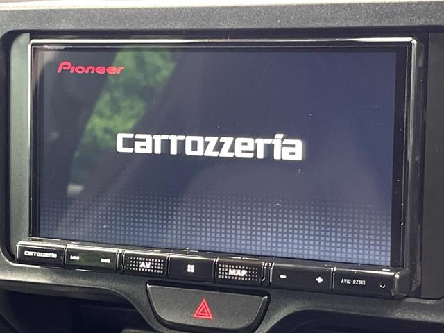 ヤリスクロス Ｘ　禁煙車　ＳＤナビ　バックカメラ　セーフティセンス　レーダークルーズ　コーナーセンサー　車線逸脱警報　横滑り防止装置　フルセグ　Ｂｌｕｅｔｏｏｔｈ　ＨＩＤヘッド　オートハイビーム　スマートキー　ＥＴＣ（3枚目）