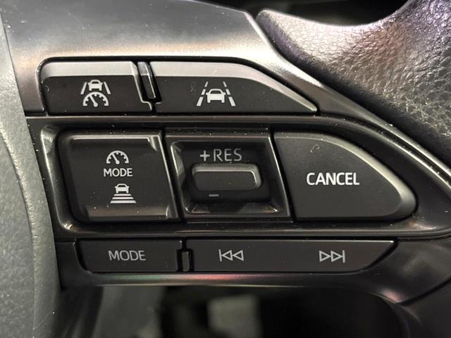 ヤリスクロス Ｘ　禁煙車　ＳＤナビ　バックカメラ　セーフティセンス　レーダークルーズ　コーナーセンサー　車線逸脱警報　横滑り防止装置　フルセグ　Ｂｌｕｅｔｏｏｔｈ　ＨＩＤヘッド　オートハイビーム　スマートキー　ＥＴＣ（5枚目）