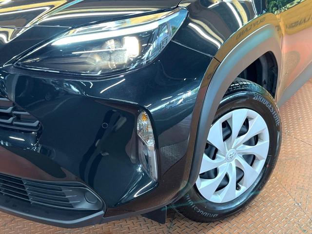 ヤリスクロス Ｘ　禁煙車　ＳＤナビ　バックカメラ　セーフティセンス　レーダークルーズ　コーナーセンサー　車線逸脱警報　横滑り防止装置　フルセグ　Ｂｌｕｅｔｏｏｔｈ　ＨＩＤヘッド　オートハイビーム　スマートキー　ＥＴＣ（12枚目）