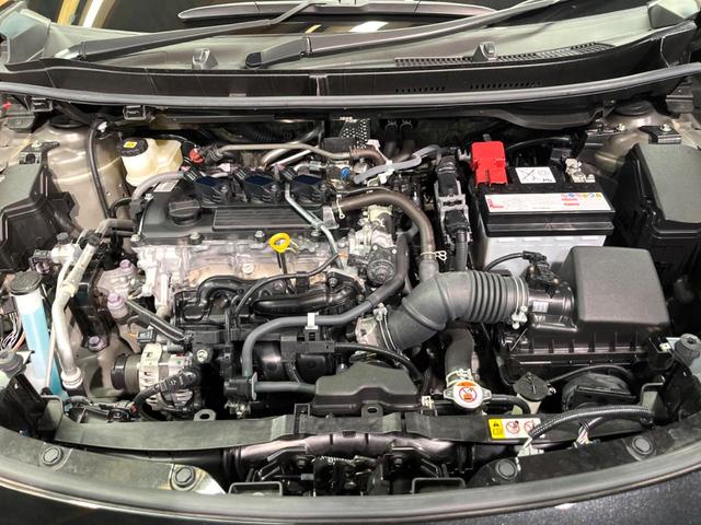 ヤリスクロス Ｘ　禁煙車　ＳＤナビ　バックカメラ　セーフティセンス　レーダークルーズ　コーナーセンサー　車線逸脱警報　横滑り防止装置　フルセグ　Ｂｌｕｅｔｏｏｔｈ　ＨＩＤヘッド　オートハイビーム　スマートキー　ＥＴＣ（18枚目）