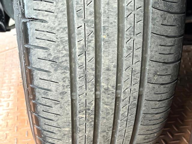 ハリアーハイブリッド Ｇ　禁煙車　モデリスタエアロ　１２型ディスプレイ　バックカメラ　レーダークルーズ　ブラインドスポットモニター　デジタルミラー　パワーバックドア　ハーフレザー　ＬＥＤヘッド＆フォグ　純正１８インチアルミ（28枚目）