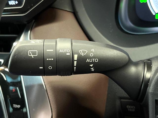 ハリアーハイブリッド Ｇ　禁煙車　モデリスタエアロ　１２型ディスプレイ　バックカメラ　レーダークルーズ　ブラインドスポットモニター　デジタルミラー　パワーバックドア　ハーフレザー　ＬＥＤヘッド＆フォグ　純正１８インチアルミ（42枚目）