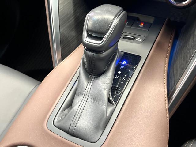 ハリアーハイブリッド Ｇ　禁煙車　モデリスタエアロ　１２型ディスプレイ　バックカメラ　レーダークルーズ　ブラインドスポットモニター　デジタルミラー　パワーバックドア　ハーフレザー　ＬＥＤヘッド＆フォグ　純正１８インチアルミ（51枚目）