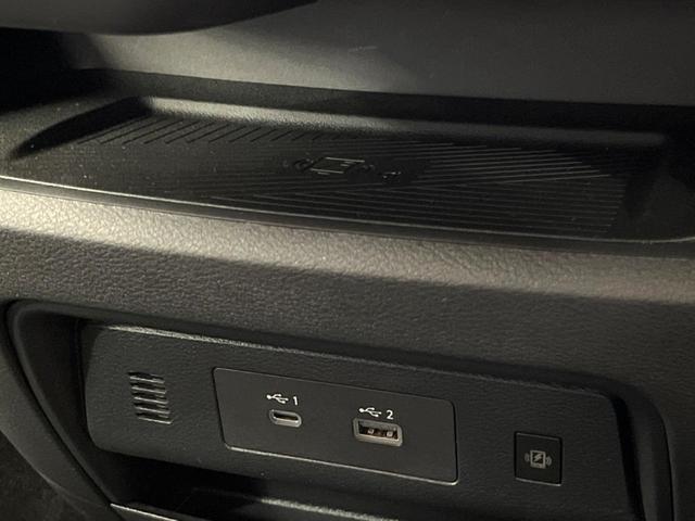 セレナ ｅ－パワー　ハイウェイスターＶ　純正１２型ナビ　フリップダウンモニター　全周囲カメラ　ＢＳＭ　デジタルミラー　プロパイロット　両側電動ドア　ＬＥＤヘッド　純正１６アルミ　ＥＴＣ　クリアランスソナー　リアオートエアコン（53枚目）