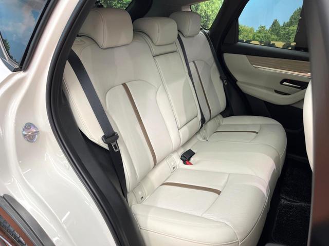 ＣＸ－６０ ＸＤ　エクスクルーシブモード　禁煙　サンルーフ　ＢＯＳＥサウンド　１２型ディスプレイ　全周囲カメラ　レーダークルーズ　本革シート　ベンチレーション　メモリーシート　ステアリングヒーター　ＬＥＤヘッド　純正２０インチアルミ　ＥＴＣ（13枚目）