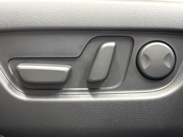 ＣＸ－６０ ＸＤ　エクスクルーシブモード　禁煙　サンルーフ　ＢＯＳＥサウンド　１２型ディスプレイ　全周囲カメラ　レーダークルーズ　本革シート　ベンチレーション　メモリーシート　ステアリングヒーター　ＬＥＤヘッド　純正２０インチアルミ　ＥＴＣ（26枚目）