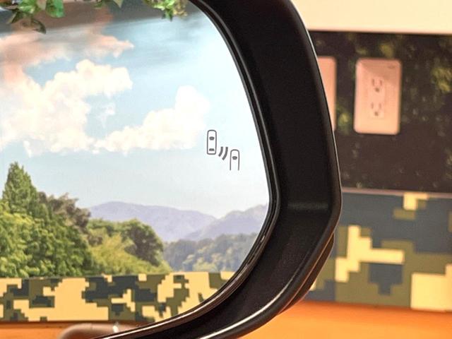 ヴェルファイアハイブリッド Ｚ　プレミア　ガラスルーフ　両側電動ドア　純正ＳＤナビ　後席モニター　全周囲カメラ　衝突被害軽減システム　禁煙車　レザーシート　前席シートエアコン　リアシートエアコン　前後席パワーシート　コーナーセンサー（10枚目）