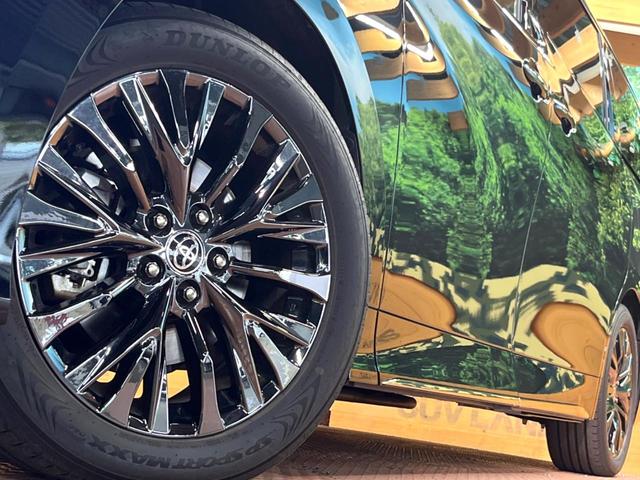 ヴェルファイアハイブリッド Ｚ　プレミア　ガラスルーフ　両側電動ドア　純正ＳＤナビ　後席モニター　全周囲カメラ　衝突被害軽減システム　禁煙車　レザーシート　前席シートエアコン　リアシートエアコン　前後席パワーシート　コーナーセンサー（16枚目）