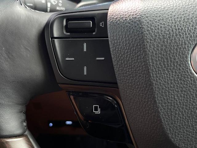 ヴェルファイアハイブリッド Ｚ　プレミア　ガラスルーフ　両側電動ドア　純正ＳＤナビ　後席モニター　全周囲カメラ　衝突被害軽減システム　禁煙車　レザーシート　前席シートエアコン　リアシートエアコン　前後席パワーシート　コーナーセンサー（41枚目）