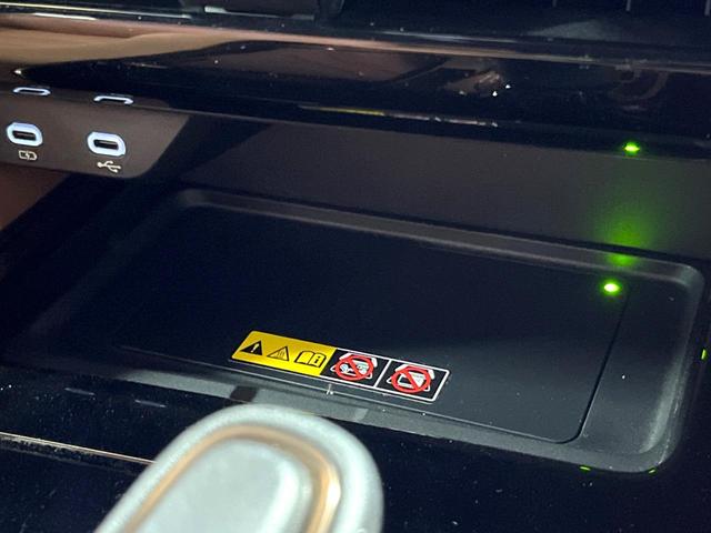 ヴェルファイアハイブリッド Ｚ　プレミア　ガラスルーフ　両側電動ドア　純正ＳＤナビ　後席モニター　全周囲カメラ　衝突被害軽減システム　禁煙車　レザーシート　前席シートエアコン　リアシートエアコン　前後席パワーシート　コーナーセンサー（55枚目）