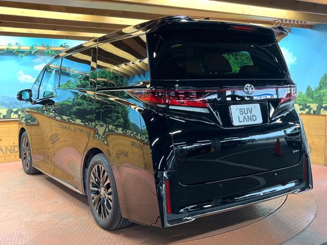 ヴェルファイアハイブリッド Ｚ　プレミア　ガラスルーフ　両側電動ドア　純正ＳＤナビ　後席モニター　全周囲カメラ　衝突被害軽減システム　禁煙車　レザーシート　前席シートエアコン　リアシートエアコン　前後席パワーシート　コーナーセンサー（65枚目）