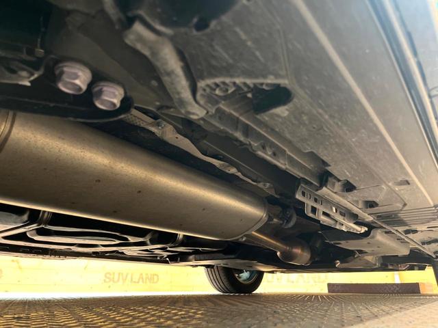 ヴェルファイアハイブリッド Ｚ　プレミア　ガラスルーフ　両側電動ドア　純正ＳＤナビ　後席モニター　全周囲カメラ　衝突被害軽減システム　禁煙車　レザーシート　前席シートエアコン　リアシートエアコン　前後席パワーシート　コーナーセンサー（70枚目）