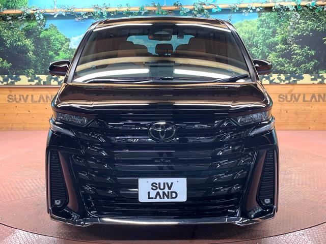 ヴェルファイアハイブリッド Ｚ　プレミア　ガラスルーフ　フリップダウン　純正１４型ナビ　全周囲カメラ　レーダークルーズ　ブラインドスポットモニター　デジタルミラー　パワーバックドア　ベンチレーション　茶革シート　三眼ＬＥＤヘッド　ドラレコ（18枚目）