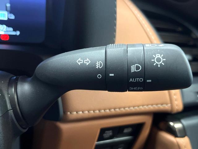 ヴェルファイアハイブリッド Ｚ　プレミア　ガラスルーフ　フリップダウン　純正１４型ナビ　全周囲カメラ　レーダークルーズ　ブラインドスポットモニター　デジタルミラー　パワーバックドア　ベンチレーション　茶革シート　三眼ＬＥＤヘッド　ドラレコ（44枚目）