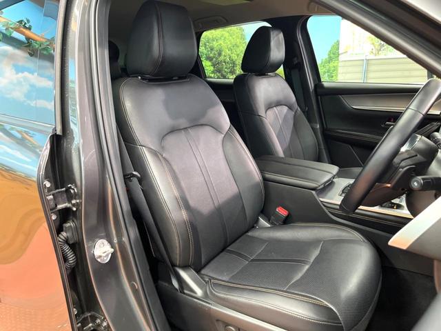 ＣＸ－６０ ２５Ｓ　Ｌパッケージ　禁煙車　純正１２型ナビ　全周囲カメラ　レーダークルーズ　ブラインドスポットモニター　パワーバックドア　シートヒーター　メモリーシート　ドラレコ　ＥＴＣ　　革シート　純正２０インチアルミ　ＬＥＤヘッド（10枚目）