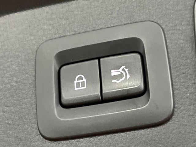 ＣＸ－６０ ２５Ｓ　Ｌパッケージ　禁煙車　純正１２型ナビ　全周囲カメラ　レーダークルーズ　ブラインドスポットモニター　パワーバックドア　シートヒーター　メモリーシート　ドラレコ　ＥＴＣ　　革シート　純正２０インチアルミ　ＬＥＤヘッド（67枚目）