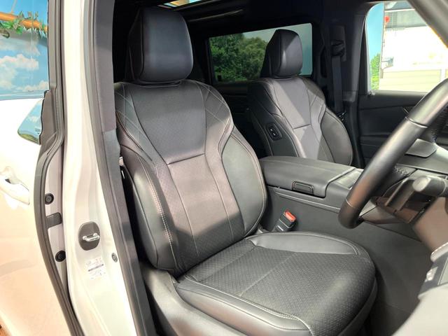 ヴェルファイアハイブリッド Z プレミア 禁煙 ガラスルーフ フリップダウン 14型ディスプレイ 全周囲カメラ レーダークルーズ ブラインドスポットモニター デジタルミラー 三眼LEDヘッド&フォグ 合皮シート メモリーシート ETC(12枚目)