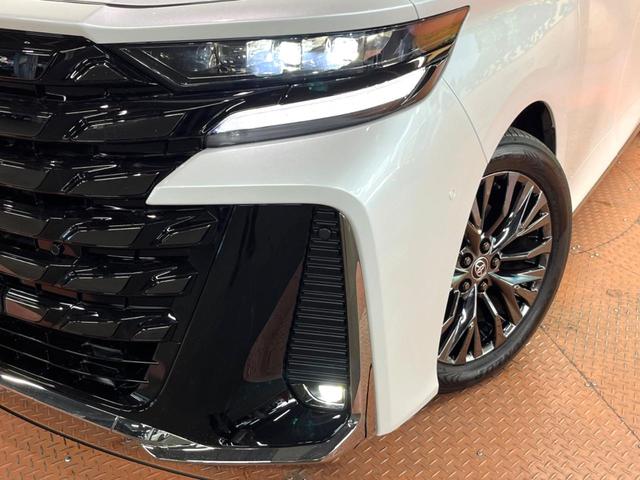 ヴェルファイアハイブリッド Z プレミア 禁煙 ガラスルーフ フリップダウン 14型ディスプレイ 全周囲カメラ レーダークルーズ ブラインドスポットモニター デジタルミラー 三眼LEDヘッド&フォグ 合皮シート メモリーシート ETC(16枚目)