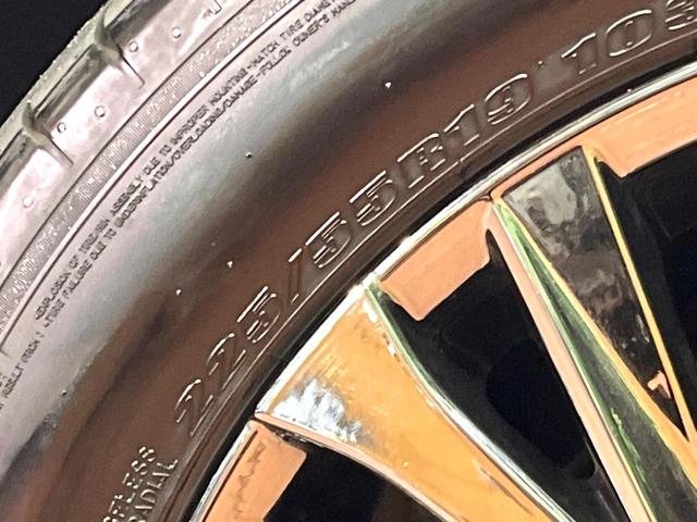 ヴェルファイアハイブリッド Z プレミア 禁煙 ガラスルーフ フリップダウン 14型ディスプレイ 全周囲カメラ レーダークルーズ ブラインドスポットモニター デジタルミラー 三眼LEDヘッド&フォグ 合皮シート メモリーシート ETC(32枚目)