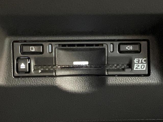 ヴェルファイアハイブリッド Z プレミア 禁煙 ガラスルーフ フリップダウン 14型ディスプレイ 全周囲カメラ レーダークルーズ ブラインドスポットモニター デジタルミラー 三眼LEDヘッド&フォグ 合皮シート メモリーシート ETC(40枚目)