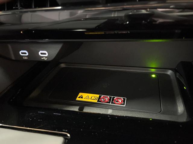 ヴェルファイアハイブリッド Z プレミア 禁煙 ガラスルーフ フリップダウン 14型ディスプレイ 全周囲カメラ レーダークルーズ ブラインドスポットモニター デジタルミラー 三眼LEDヘッド&フォグ 合皮シート メモリーシート ETC(51枚目)