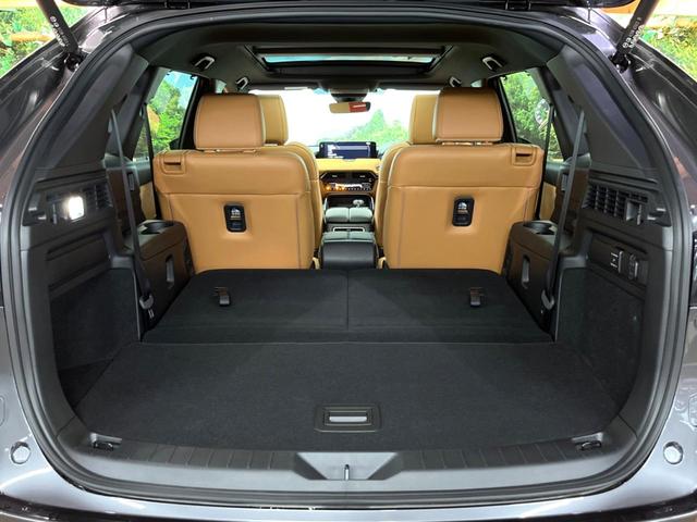 CX-80 XD-ハイブリッド プレミアムスポーツ 禁煙 サンルーフ BOSEサウンド 12型ナビ 全周囲カメラ レーダークルーズ 本革シート ベンチレーション メモリーシート ステアリングヒーター パワーバックドア LEDヘッド 純正20インチアルミ(15枚目)