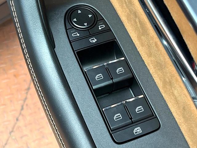 CX-80 XD-ハイブリッド プレミアムスポーツ 禁煙 サンルーフ BOSEサウンド 12型ナビ 全周囲カメラ レーダークルーズ 本革シート ベンチレーション メモリーシート ステアリングヒーター パワーバックドア LEDヘッド 純正20インチアルミ(33枚目)