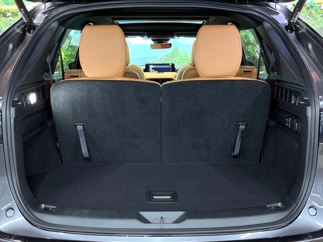 CX-80 XD-ハイブリッド プレミアムスポーツ 禁煙 サンルーフ BOSEサウンド 12型ナビ 全周囲カメラ レーダークルーズ 本革シート ベンチレーション メモリーシート ステアリングヒーター パワーバックドア LEDヘッド 純正20インチアルミ(66枚目)