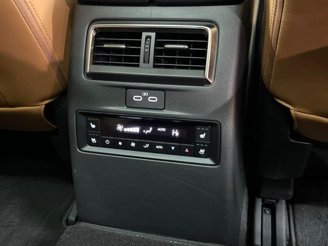 CX-80 XD-ハイブリッド プレミアムスポーツ 禁煙 サンルーフ BOSEサウンド 12型ナビ 全周囲カメラ レーダークルーズ 本革シート ベンチレーション メモリーシート ステアリングヒーター パワーバックドア LEDヘッド 純正20インチアルミ(68枚目)