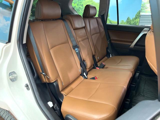 ランドクルーザープラド TX Lパッケージ 70thアニバーサリーリミテッド 禁煙 7人 サンルーフ 純正9型ナビ 全周囲カメラ レーダークルーズ LEDヘッド オートハイビーム 茶革 パワーシート シートベンチレーション 純正18インチアルミ ETC クリアランスソナー(11枚目)