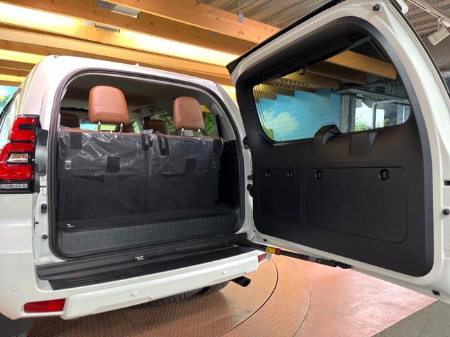 ランドクルーザープラド TX Lパッケージ 70thアニバーサリーリミテッド 禁煙 7人 サンルーフ 純正9型ナビ 全周囲カメラ レーダークルーズ LEDヘッド オートハイビーム 茶革 パワーシート シートベンチレーション 純正18インチアルミ ETC クリアランスソナー(61枚目)