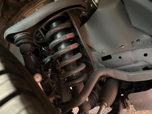 ランドクルーザープラド TX Lパッケージ 70thアニバーサリーリミテッド 禁煙 7人 サンルーフ 純正9型ナビ 全周囲カメラ レーダークルーズ LEDヘッド オートハイビーム 茶革 パワーシート シートベンチレーション 純正18インチアルミ ETC クリアランスソナー(70枚目)