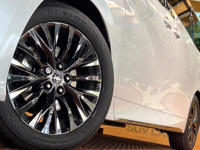 ヴェルファイアハイブリッド Ｚ　プレミア　禁煙車　トヨタチームメイト　フリップダウン　１４型ディスプレイ　全周囲カメラ　レーダークルーズ　両側電動スライドドア　デジタルミラー　本革シート　ベンチレーション　メモリーシート　パワーバックドア（17枚目）