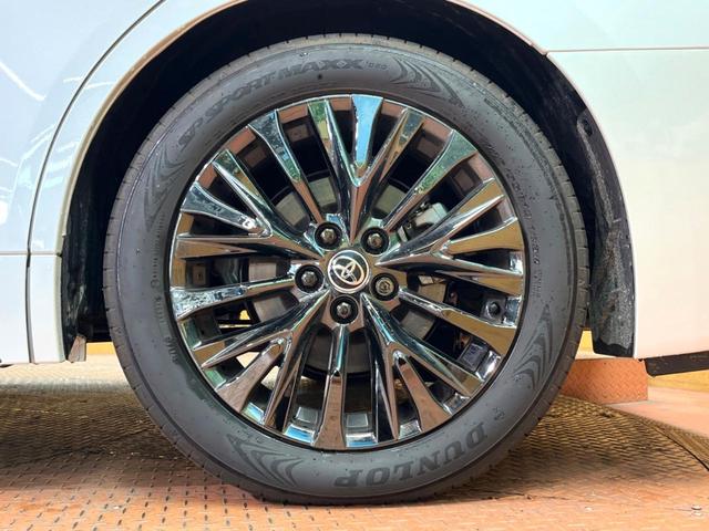 ヴェルファイアハイブリッド Ｚ　プレミア　禁煙車　トヨタチームメイト　フリップダウン　１４型ディスプレイ　全周囲カメラ　レーダークルーズ　両側電動スライドドア　デジタルミラー　本革シート　ベンチレーション　メモリーシート　パワーバックドア（32枚目）