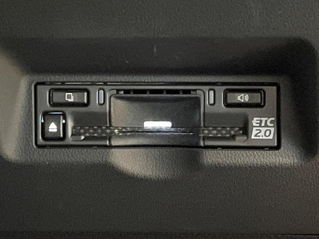 ヴェルファイアハイブリッド Ｚ　プレミア　禁煙車　トヨタチームメイト　フリップダウン　１４型ディスプレイ　全周囲カメラ　レーダークルーズ　両側電動スライドドア　デジタルミラー　本革シート　ベンチレーション　メモリーシート　パワーバックドア（41枚目）