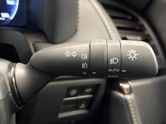 ヴェルファイアハイブリッド Ｚ　プレミア　禁煙車　トヨタチームメイト　フリップダウン　１４型ディスプレイ　全周囲カメラ　レーダークルーズ　両側電動スライドドア　デジタルミラー　本革シート　ベンチレーション　メモリーシート　パワーバックドア（45枚目）