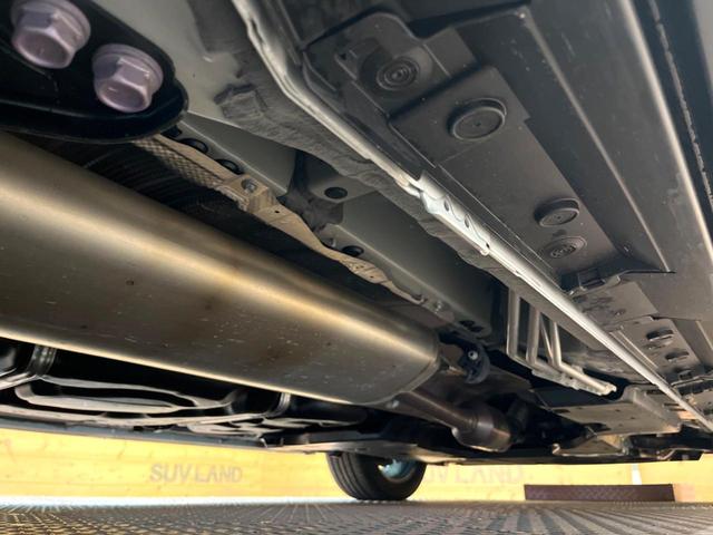 ヴェルファイアハイブリッド Ｚ　プレミア　禁煙車　トヨタチームメイト　フリップダウン　１４型ディスプレイ　全周囲カメラ　レーダークルーズ　両側電動スライドドア　デジタルミラー　本革シート　ベンチレーション　メモリーシート　パワーバックドア（75枚目）