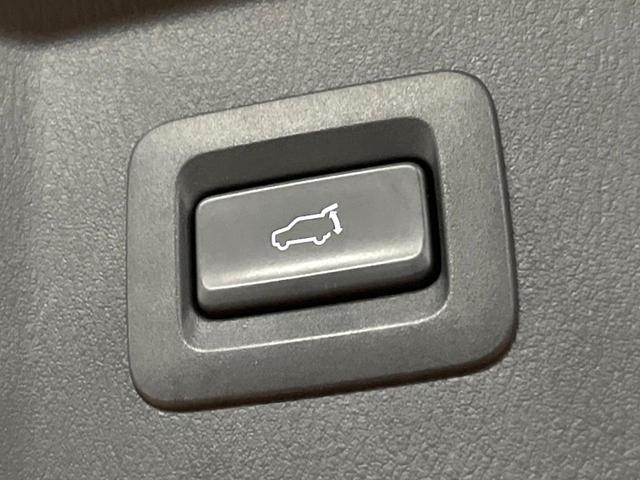 ＣＸ－８ ＸＤ　Ｌパッケージ　禁煙車　ＢＯＳＥサウンド　８型ナビ　全周囲カメラ　レーダークルーズ　ブラインドスポットモニター　メモリーシート　ベンチレーション　ステアリングヒーター　パワーバックドア　ＬＥＤヘッド＆フォグ　ＥＴＣ（11枚目）