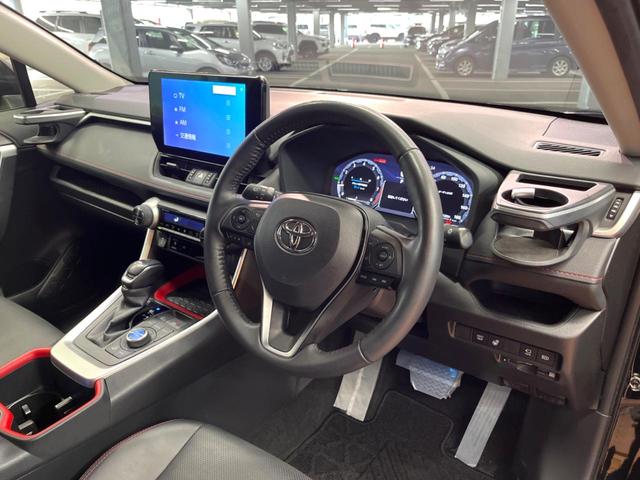 ＲＡＶ４ アドベンチャー　オフロードパッケージＩＩ　禁煙　１０型ディスプレイ　全周囲カメラ　レーダークルーズ　ブラインドスポットモニター　ＬＥＤヘッド＆フォグ　オートハイビーム　合皮シート　メモリーシート　ベンチレーション　ステアリングヒーター　ＥＴＣ（22枚目）