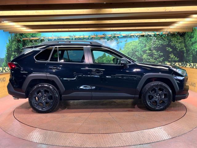 ＲＡＶ４ アドベンチャー　オフロードパッケージＩＩ　禁煙　１０型ディスプレイ　全周囲カメラ　レーダークルーズ　ブラインドスポットモニター　ＬＥＤヘッド＆フォグ　オートハイビーム　合皮シート　メモリーシート　ベンチレーション　ステアリングヒーター　ＥＴＣ（54枚目）