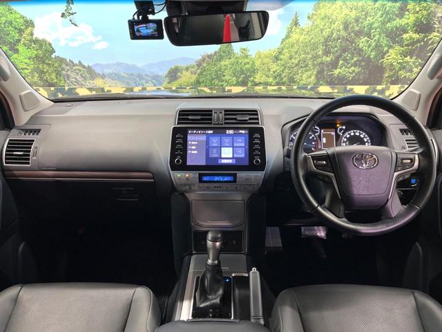 ランドクルーザープラド TX Lパッケージ マットブラックエディション 禁煙 7人 サンルーフ 純正9型ナビ 全周囲カメラ ブラインドスポットモニター レーダークルーズ LEDヘッド オートハイビーム 黒革 シートベンチレーション 純正18インチアルミ ETC(2枚目)