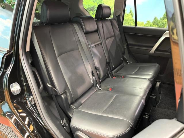 ランドクルーザープラド TX Lパッケージ マットブラックエディション 禁煙 7人 サンルーフ 純正9型ナビ 全周囲カメラ ブラインドスポットモニター レーダークルーズ LEDヘッド オートハイビーム 黒革 シートベンチレーション 純正18インチアルミ ETC(12枚目)