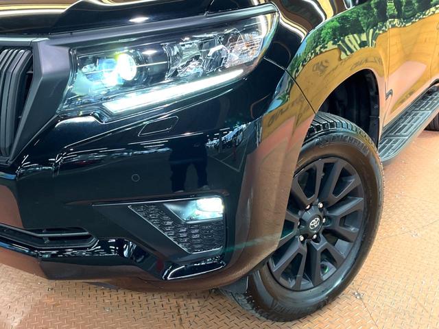 ランドクルーザープラド TX Lパッケージ マットブラックエディション 禁煙 7人 サンルーフ 純正9型ナビ 全周囲カメラ ブラインドスポットモニター レーダークルーズ LEDヘッド オートハイビーム 黒革 シートベンチレーション 純正18インチアルミ ETC(15枚目)