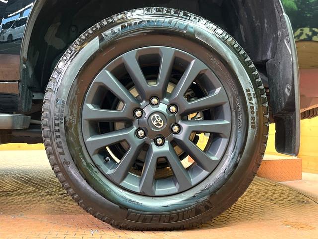 ランドクルーザープラド TX Lパッケージ マットブラックエディション 禁煙 7人 サンルーフ 純正9型ナビ 全周囲カメラ ブラインドスポットモニター レーダークルーズ LEDヘッド オートハイビーム 黒革 シートベンチレーション 純正18インチアルミ ETC(30枚目)