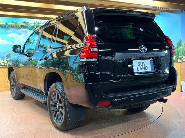 ランドクルーザープラド TX Lパッケージ マットブラックエディション 禁煙 7人 サンルーフ 純正9型ナビ 全周囲カメラ ブラインドスポットモニター レーダークルーズ LEDヘッド オートハイビーム 黒革 シートベンチレーション 純正18インチアルミ ETC(65枚目)